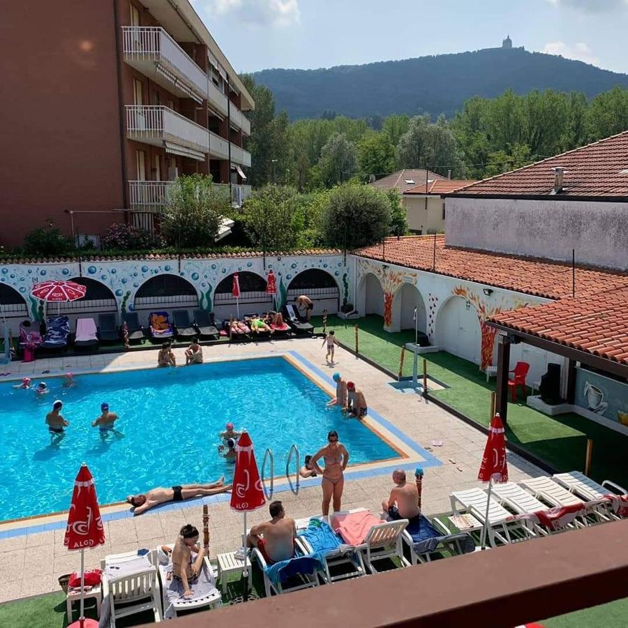 B&B The Sun Swimming & Pool Turyn Zewnętrze zdjęcie