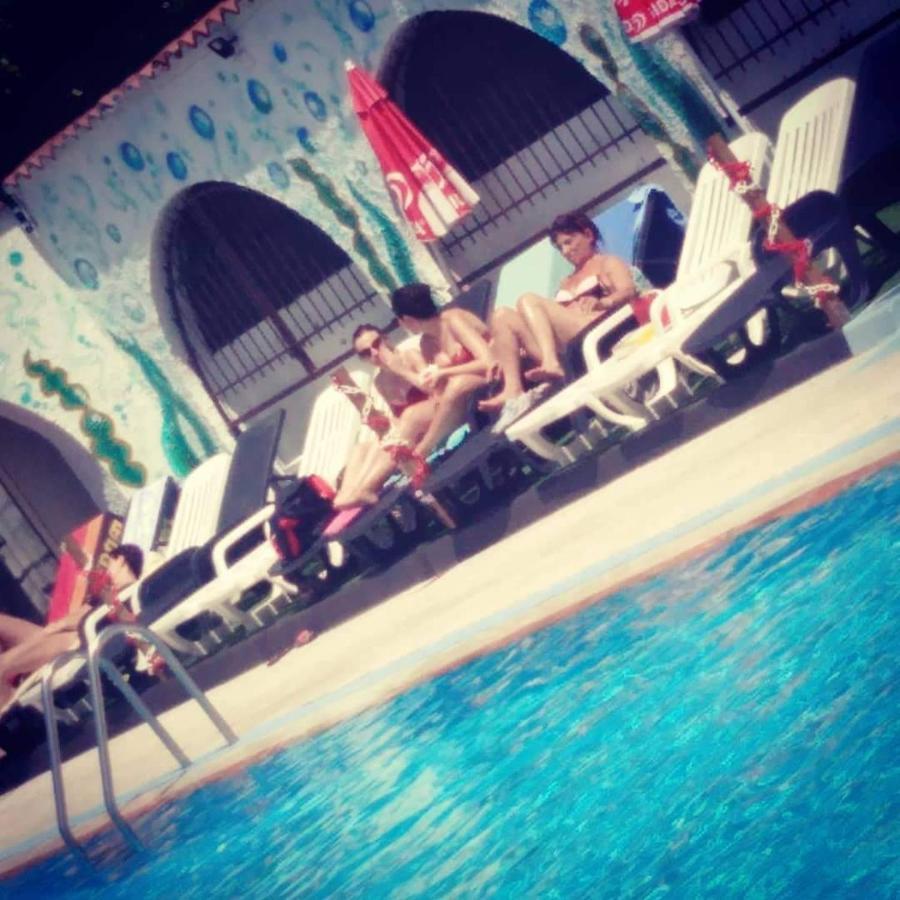 B&B The Sun Swimming & Pool Turyn Zewnętrze zdjęcie